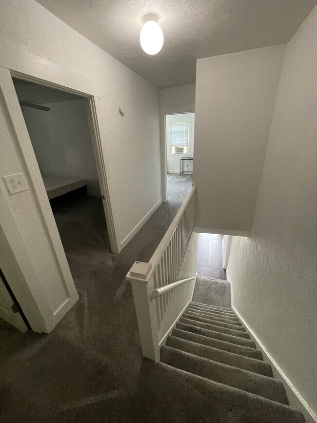 Foto del edificio - 5617 Hobart St