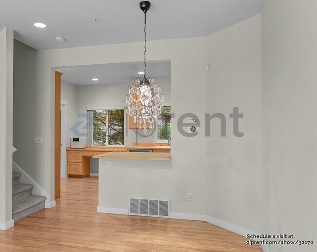 Building Photo - 17930 NE 90th St