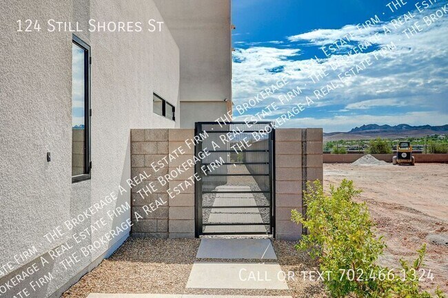 Building Photo - 124 Still Shrs St