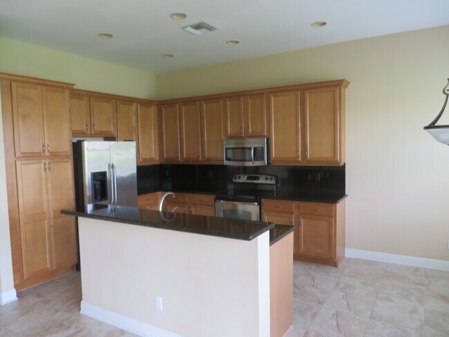 Foto del edificio - 2012 Grey Falcon Cir SW