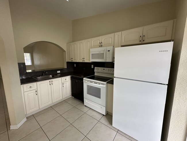 Foto del edificio - 2921 SE 12th Rd