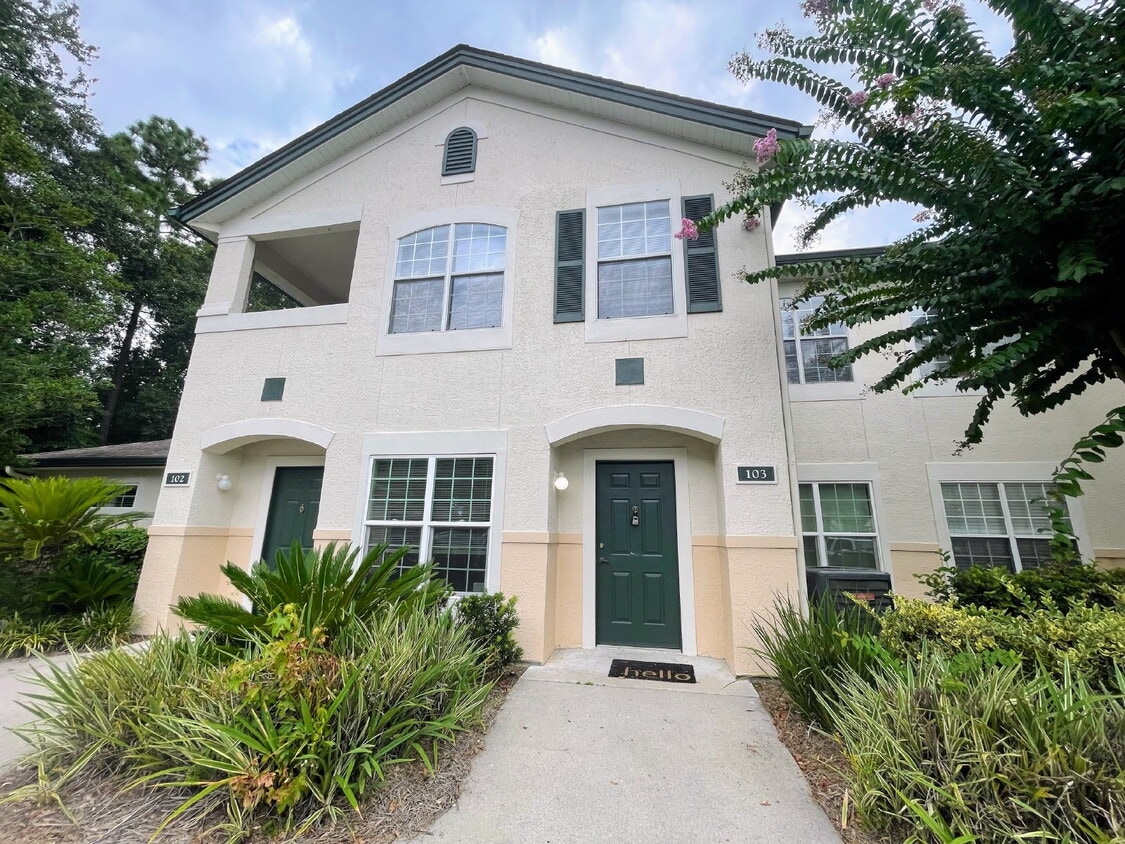 Primary Photo - First Floor One Bedroom Plantation Point C...
