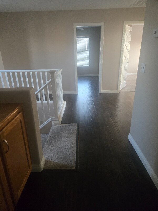 Foto del edificio - 8061 Yellow Daisy Ave