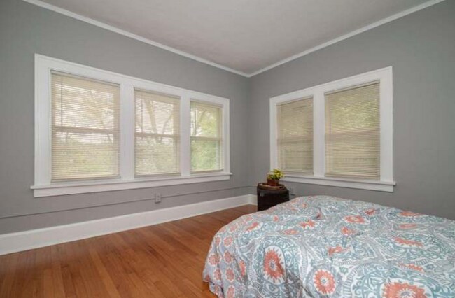 Foto del edificio - 3600 Iola Ave