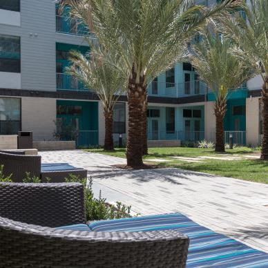 Foto del edificio - 633 S St Mary's St