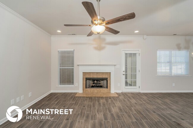 Foto del edificio - 4821 Southern Oaks Ln