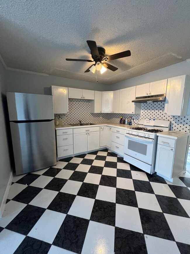 Building Photo - 4928 Pimlico Ct