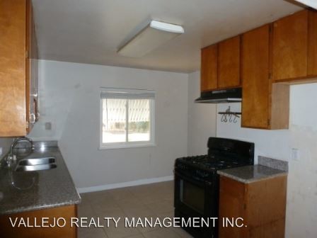 Building Photo - 627 Warford Ave