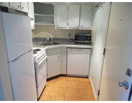 Foto del edificio - 130 Parker St