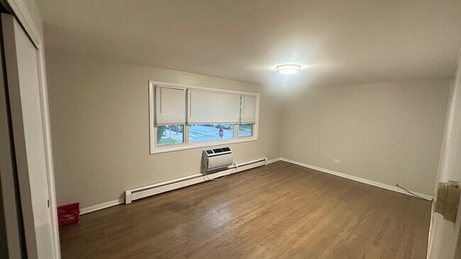 Foto del edificio - 2802 N Rutherford Ave