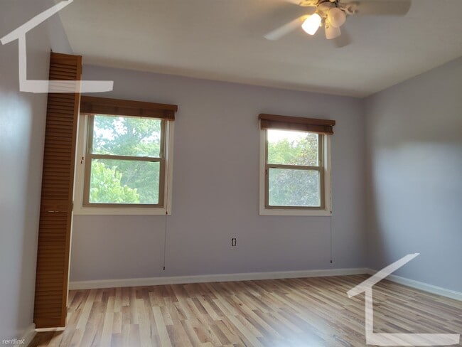 Foto del edificio - 2 br, 2.5 bath Townhome - 1301 Lagrange St