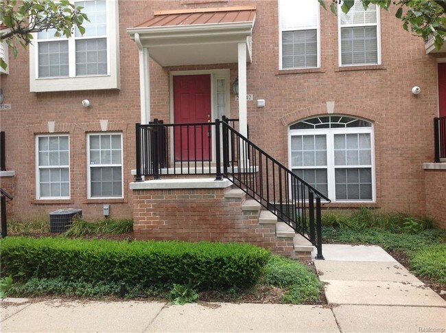 Building Photo - 20242 Rodeo Ct