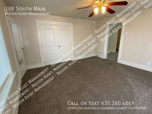 Building Photo - 3 Bedroom 1 Bathroom Single Family Home In...