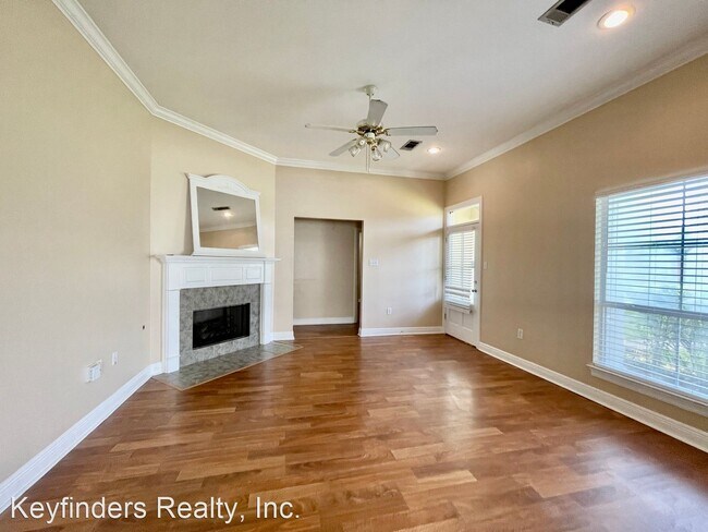 Building Photo - 3 br, 2 bath House - 1793 Raven Way Dr.