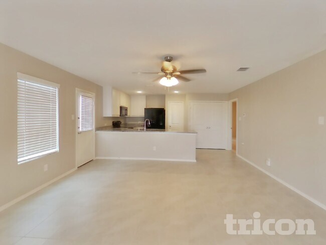 Building Photo - 116 Cornstalk Ln