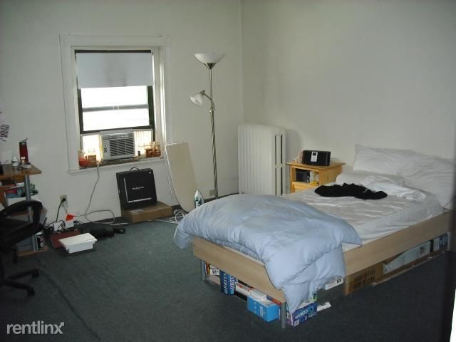 3 br, 1 bath - 29 Bay State Rd # AP4R - 3 br, 1 bath  - 29 Bay State Rd # AP4R