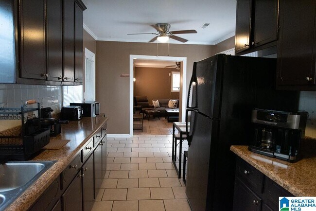 Building Photo - 4836 Court I