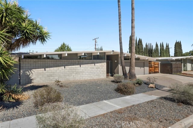 Building Photo - 533 E Glendale Ave