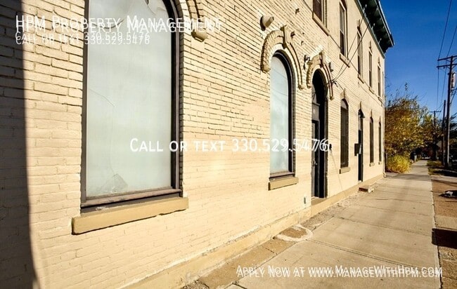 Building Photo - 2179 W 11th St