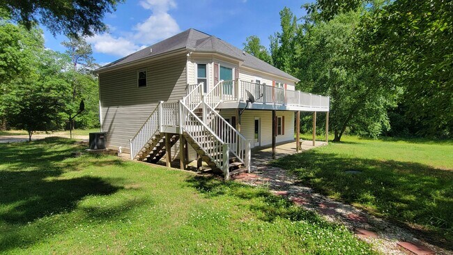 Building Photo - 3 Bed, 3 Bath Home in Fountain Inn Available