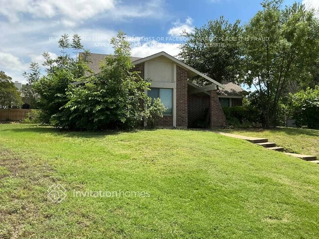 Building Photo - 1716 Delaford Pl