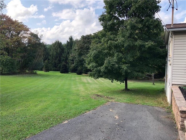 Building Photo - 1607 E Lizard Creek Rd