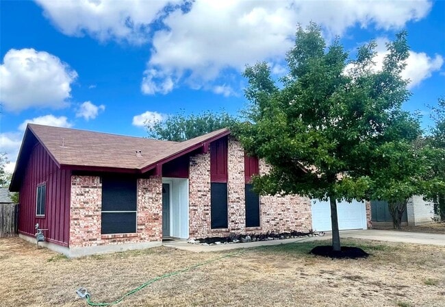 Building Photo - 11600 Fast Horse Dr