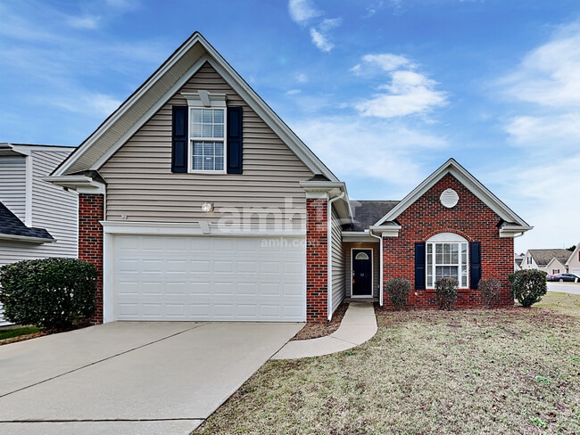 Building Photo - 32 Riverbed Dr