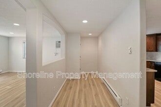 Building Photo - 2110 Brittany Ln