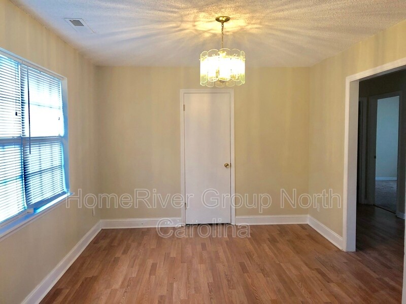 Foto del edificio - 5 Albert Ct