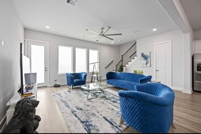 Foto del edificio - 4614 Redbud St