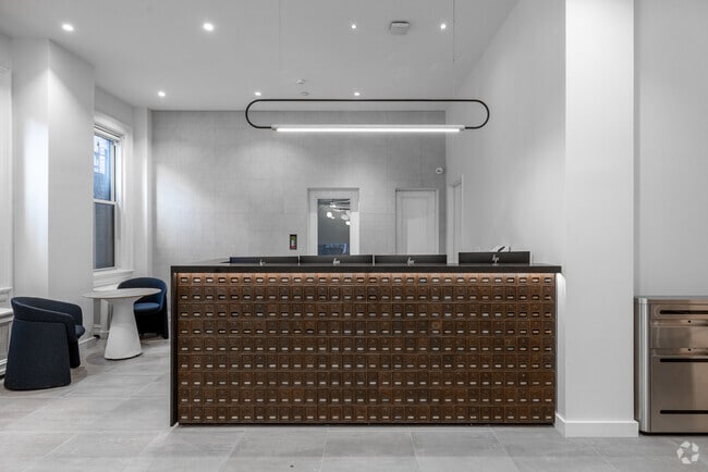 Mostrador de seguridad 24/7 - EHS Hudson Yards Campus