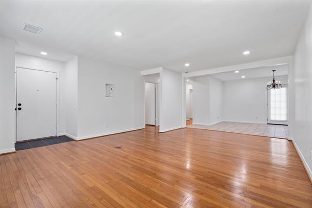 Building Photo - 11715 Sahara Way