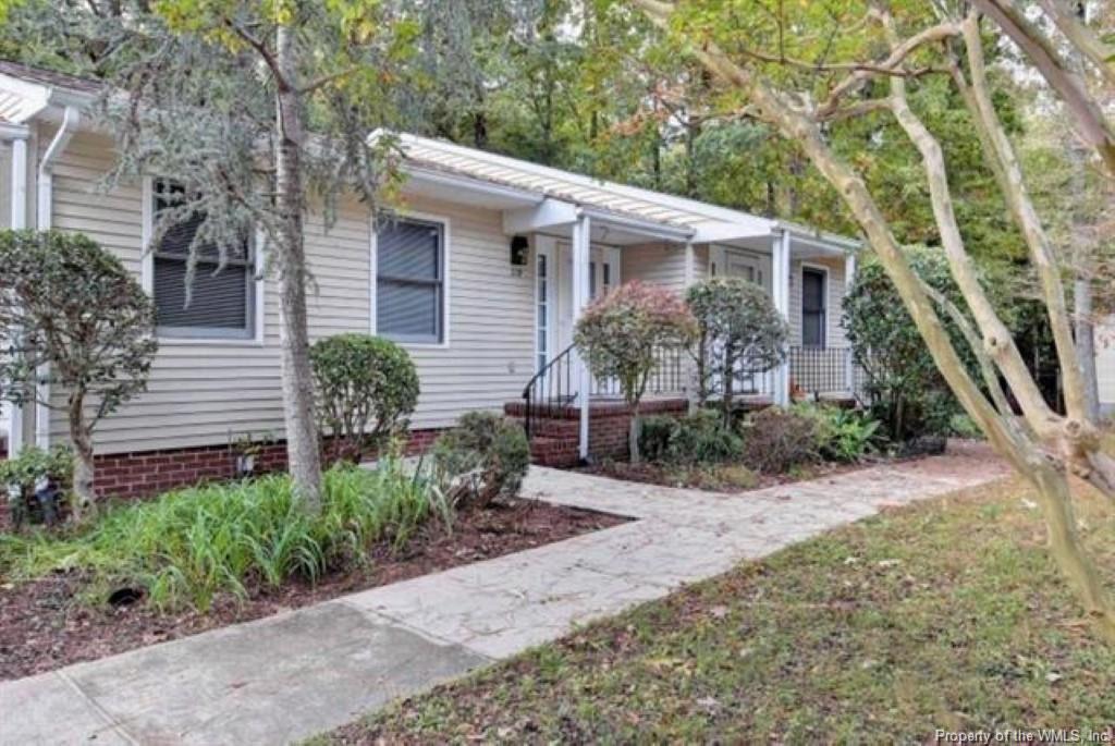 119 Albemarle Dr, Williamsburg, VA 23185 Condo for Rent in