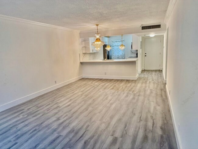 Foto del edificio - 5961 NW 2nd Ave