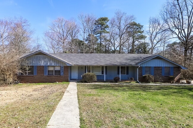 Building Photo - 1210 Maple St SE