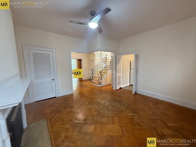 Foto del edificio - 1805 Beacon St