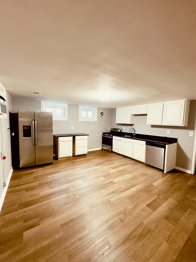 Foto del edificio - 2711 Shirey Ave