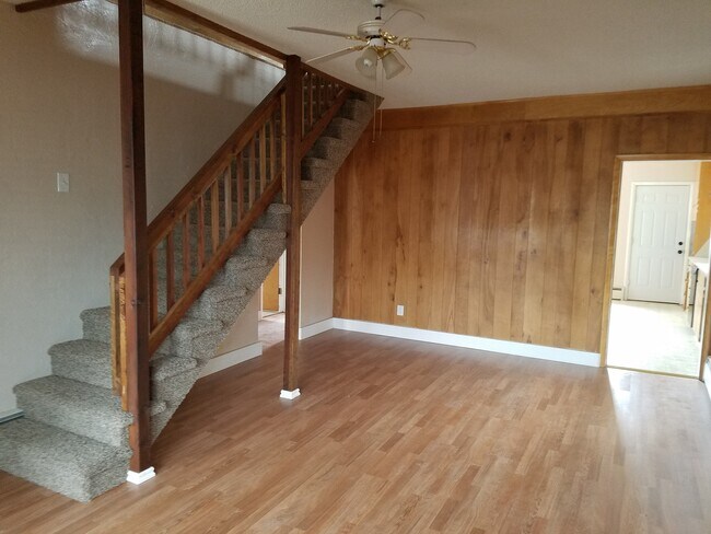 Building Photo - Available Now! Call the office to schedule...