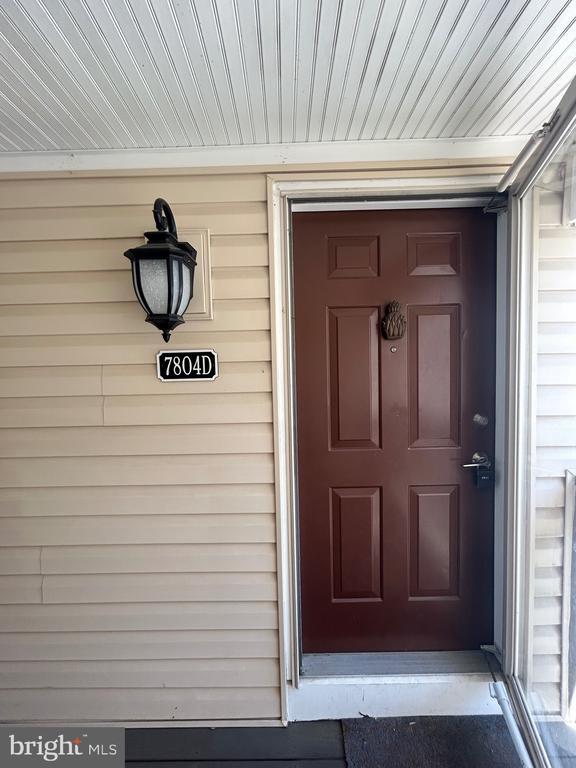 Foto del edificio - 7804 Harrowgate Cir