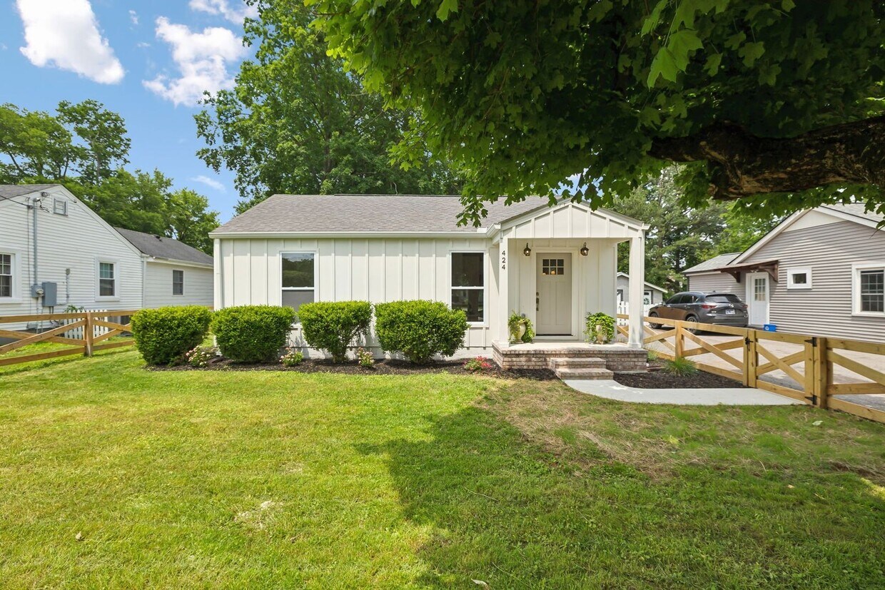 Foto principal - Fully renovated close to Downtown Franklin