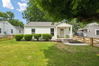 Building Photo - 424 Green Acres Dr