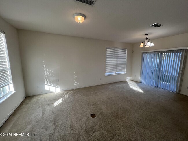 Foto del edificio - 5709 Sandstone Way