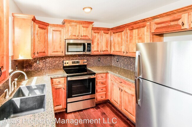 Foto del edificio - 4 br, 2 bath House - 11208 N Ditman Ave