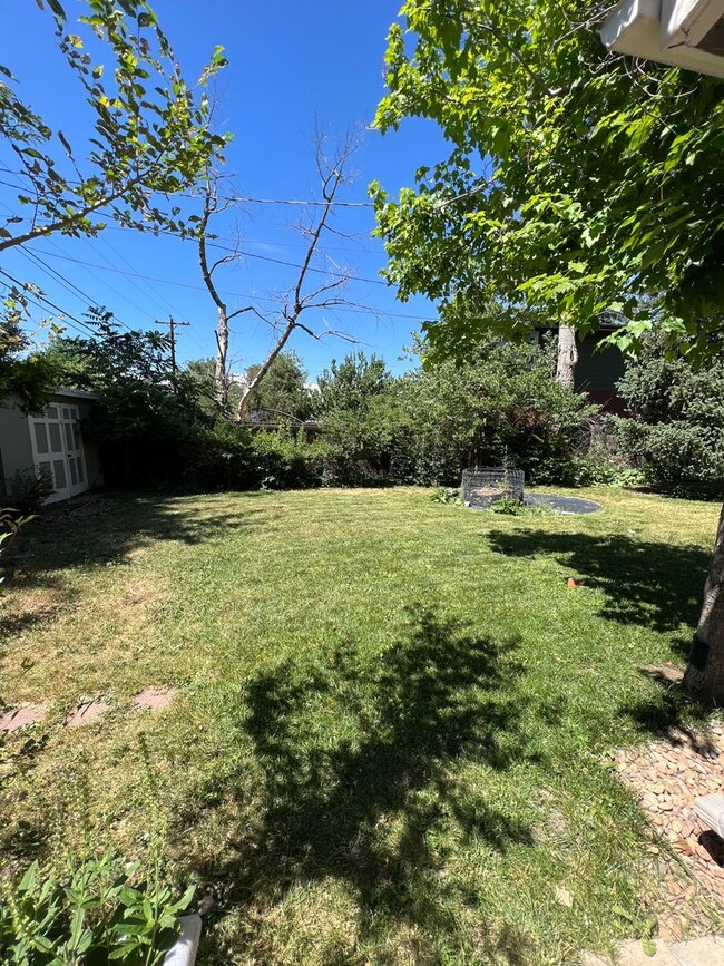 Building Photo - Charming 4 bed/2.5 bath South Boulder home...
