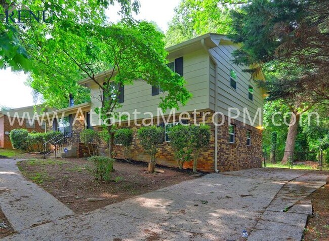 Foto del edificio - Available Now!