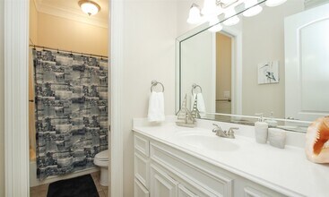 Building Photo - 1525 Briar Bend Dr