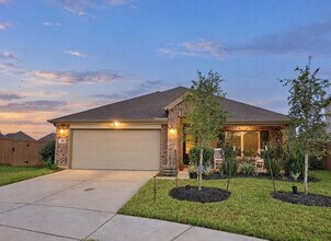 Building Photo - 2916 Eden Lk Ln