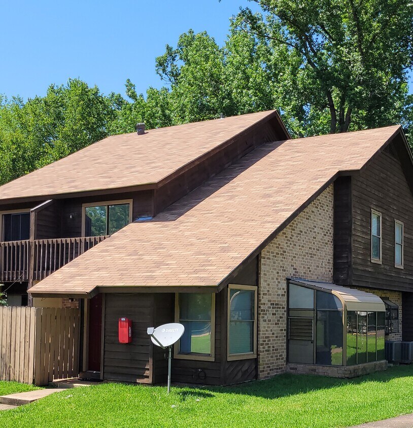 3211 Pearl St, Nacogdoches, TX 75965 Townhouse for Rent in