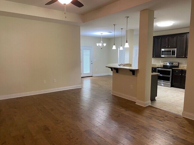 Foto del edificio - 2267 Tom St